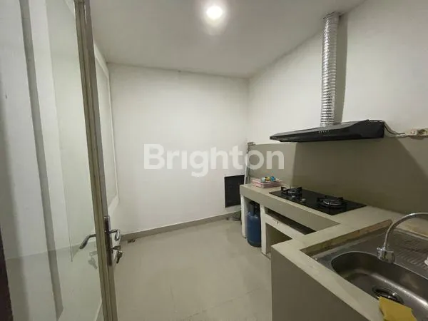 image TOWNHOUSE DI  LIPPO KARAWACI KELAPA DUA TANGERANG (4)