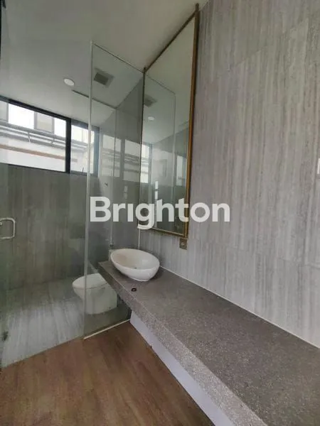 image RUMAH BRAVA HIMALAYA LT 224 LB 190 DI LIPPO KARAWACI (7)