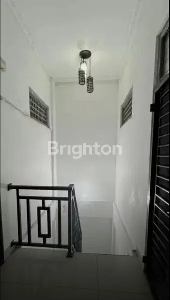 image RUMAH CANTIK MINIMALIS DEPAN TAMAN SIAP HUNI DI DUREN SAWIT (8)