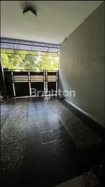 image RUMAH CANTIK MINIMALIS DEPAN TAMAN SIAP HUNI DI DUREN SAWIT (2)