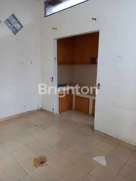 image RUMAH DI TANAH ABANG JAKARTA PUSAT (6)