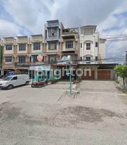 RUKO PREMIUM 3 LANTAI DI JALAN RIAU, 2 MENIT KE MAL CIPUTRA