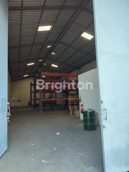 image DISEWAKAN GUDANG (2)