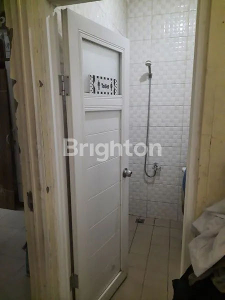 image RUMAH STRATEGIS DI KOMPLEKS PITARA VILLAGE DEPOK DEKAT STASIUN KRL DEPOK (7)