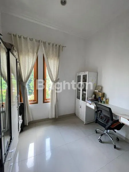 image HUNIAN NYAMAN 4+1 KT DI ALAMANDA KEBAGUSAN RESIDENCE (4)
