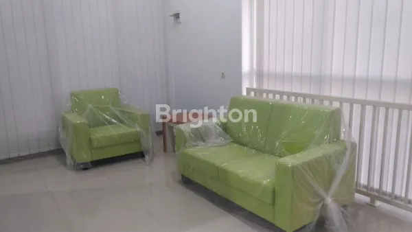 image RUMAH BERKONSEP DOWNSLOPE JALAN PULAU-PULAU MALANG KOTA (4)