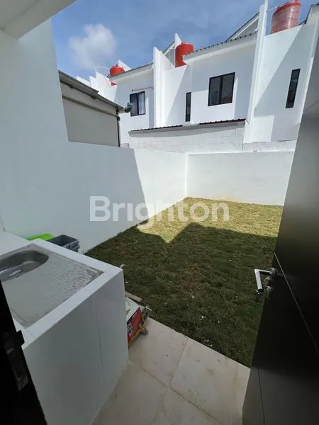 image DI DIJUAL / DI SEWAKAN RUMAH BARU GRAND CITY FURNISHED (4)