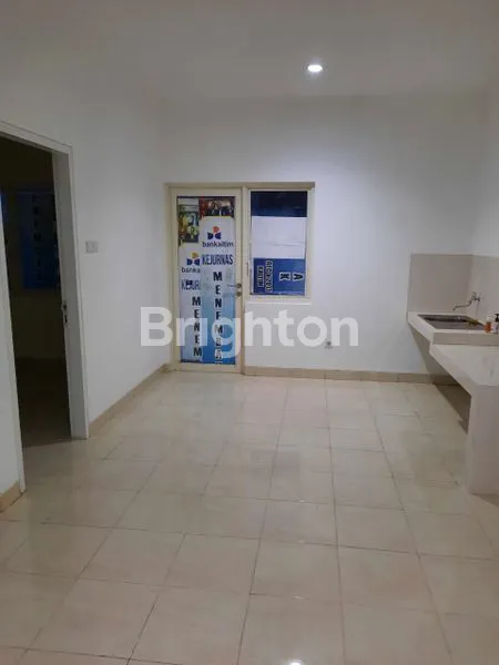 image DISEWAKAN RUMAH GRAND CITY KONDISI KOSONGAN (2)