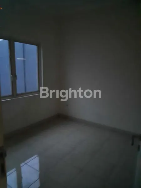 image DISEWAKAN RUMAH GRAND CITY KONDISI KOSONGAN (5)