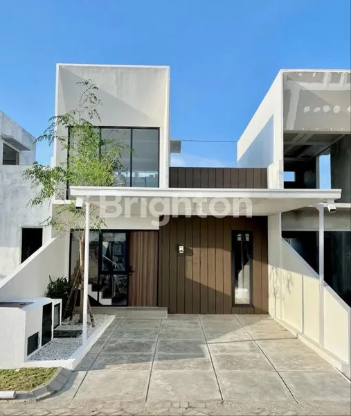 image HUNIAN LINGKAR TIMUR SIDOARJO COMPACT FUTURISTIK MEZANINE START 600 JUTA AN. UTJ 5 JUTA SAJA LGSG PROSES KPR, DIBANTU SAMPAI GOAL (1)