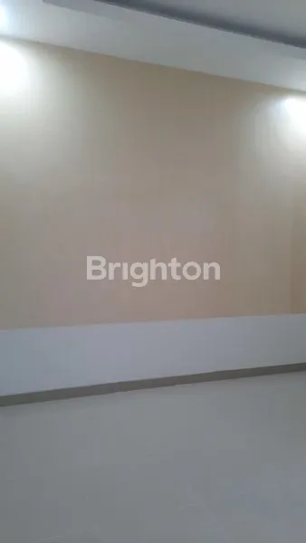 image RUMAH MINIMALIS 3 LANTAI DI WISMA PERMAI (7)