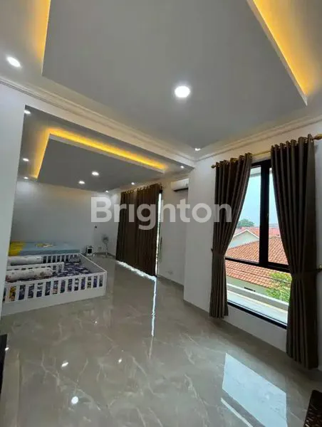 image RUMAH 3 LANTAI SIAP HUNI - CIBUBUR (6)