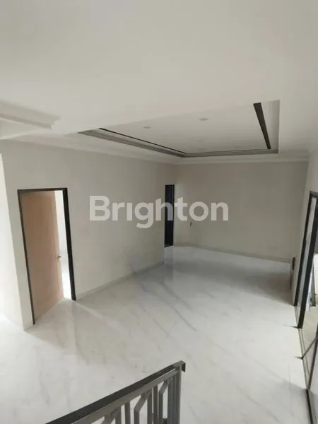 image RUMAH BARU WISMA PERMAI SELANGKAH KE GALAXY MALL SIAP HUNI LUX (5)