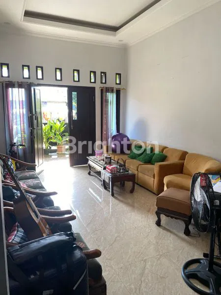 image DIJUAL RUMAH 2 LANTAI DI MAGERSARI SIDOARJO (2)