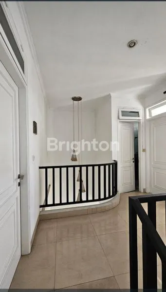 image RUMAH DI TAMAN VILLA MERUYA , JAKARTA BARAT (3)