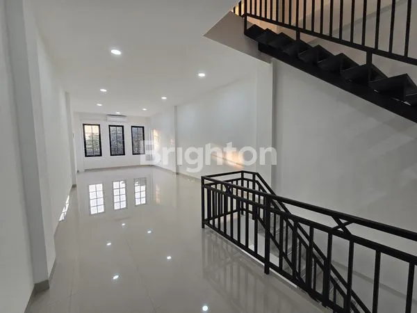 image DIJUAL RUKO STRATEGIS PINGGIR JALAN RAYA JATIMAKMUR (6)