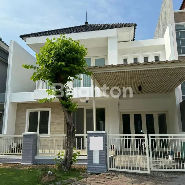 image RUMAH PAKUWON CITY SAN ANTONIO 2 LANTAI SIAP HUNI  (1)