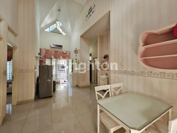 image RUMAH HOEK, LIPPO CENTRAL KARAWACI, SIAP HUNI (6)