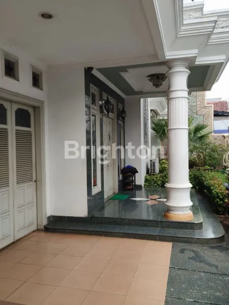 image RUMAH MEWAH SIAP HUNI - KEBUN JERUK, JAKARTA BARAT (2)