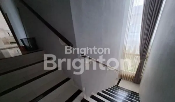 image RUMAH MEWAH FULL FURNISH PJ SAWOJAJAR (2)