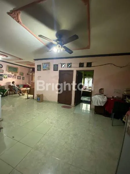 image RUMAH 2 LANTAI DI CEMPAKA PUTIH (4)