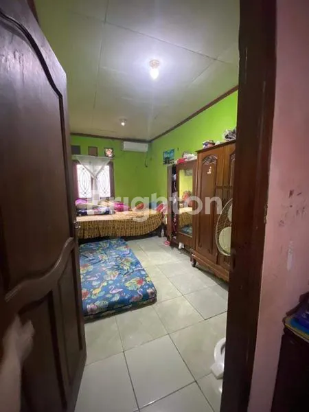 image RUMAH 2 LANTAI DI CEMPAKA PUTIH (8)