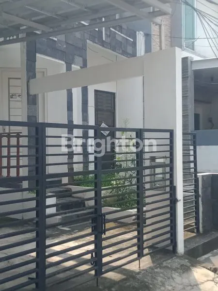 image RUMAH SEWA 2 LANTAI DI KELAPA GADING JAKARTA UTARA (1)