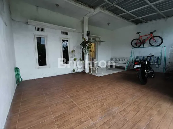 image RUMAH MINIMALIS DEKAT ALUN ALUN LUMAJANG (2)