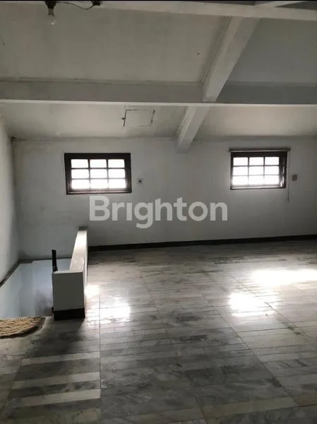 image RUKO TERAWAT, RAPIH DAN MURAH JLN DEWI SRTK (7)