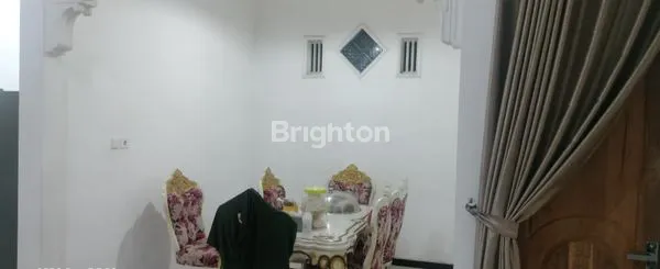 image RUMAH MEWAH LUAS DI LUMAJANG (8)