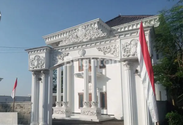 image RUMAH MEWAH LUAS DI LUMAJANG (1)