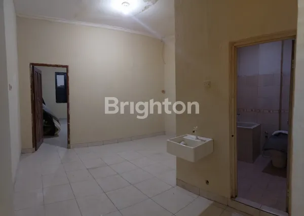 image RUKO STRATEGIS SIAP HUNI DI JELAMBAR SELATAN, JAKARTA BARAT (3)