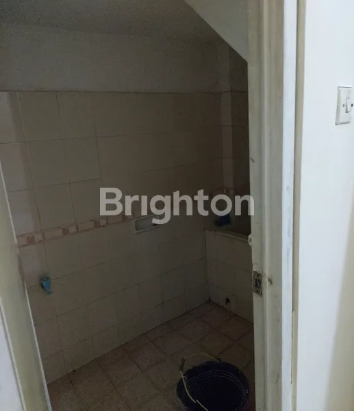 image RUKO STRATEGIS SIAP HUNI DI JELAMBAR SELATAN, JAKARTA BARAT (6)