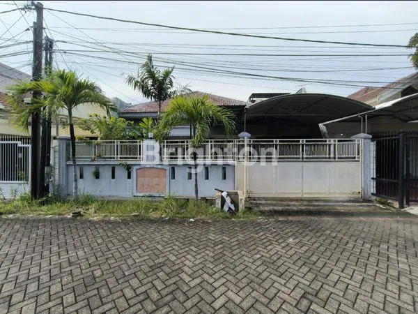 image DIJUAL RUMAH DI MANYAR KERTOARDI (1)