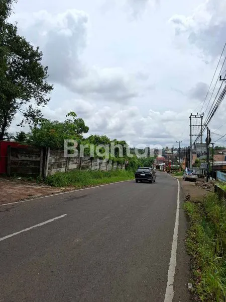 image LOKASI RAMAI BANYAK PERUMAHAN (7)