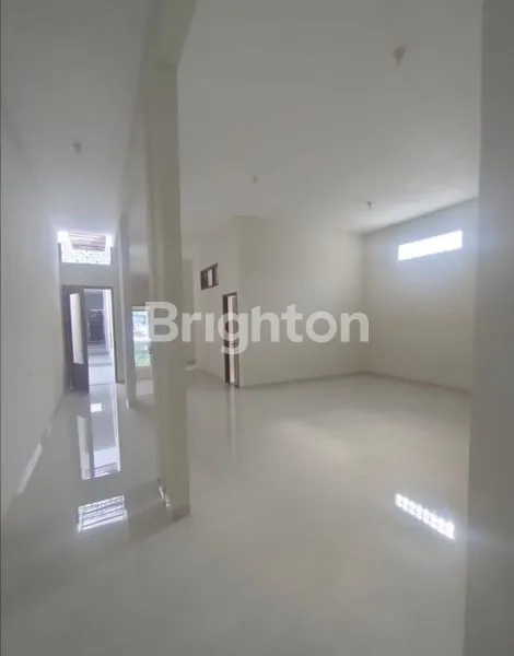 image RUMAH BARU GRESS MANYAR KERTOADI KERTAJAYA DHARMA HUSADA GALAXI MALL DEKAT UNAIR ITS  (7)