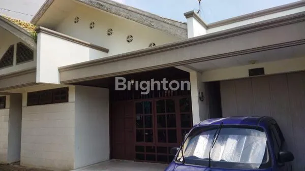 RUMAH SIAP HUNI DI PUSAT KOTA PEKALONGAN DEKAT JL. SLAMET DEKAT JL. WILIS DEKAT JL. JAKSA AGUNG R SUPRATMAN DEKAT JALAN RAYA PANTURA DEKAT JL GAJAH MADA