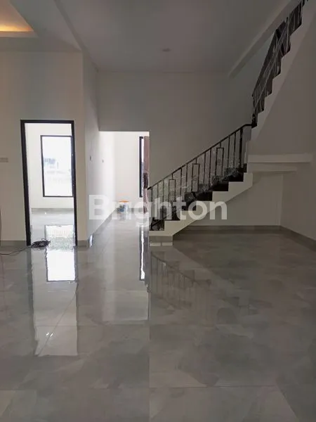 image CLUSTER MODERN DI JL.PEMUDA (2)