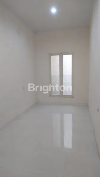 image GRAHA SUKOLILO REGENCY RUMAH SIAP HUNI SELANGKAH KAMPUS ITS DAN MERR (3)