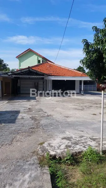 image RUMAH DENGAN TANAH LUAS BABELAN BEKASI JAWA BARAT (1)
