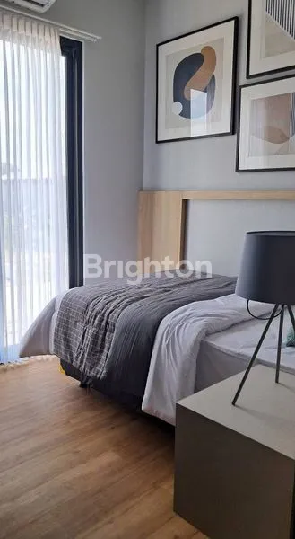 image RUMAH 2 DAN 3 LANTAI + PRIVATE POOL SUKODONO (2)