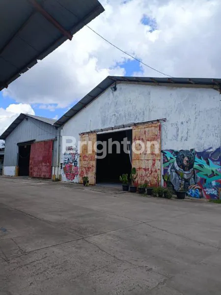 image GUDANG DISEWAKAN DI JALAN MT HARYONO  (1)