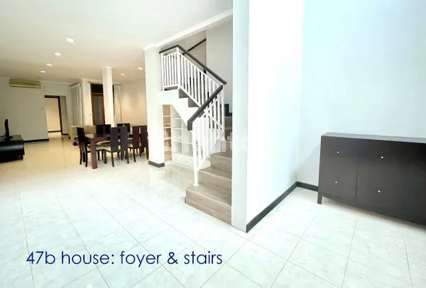 HOUSE FOR LEASE, KUNINGAN, SOUTH JAKARTA