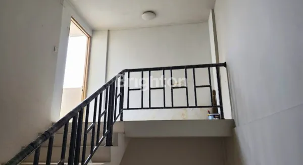 image RUKO 3 LANTAI LOKASI STRATEGIS PUSAT BISNIS BEKASI (5)