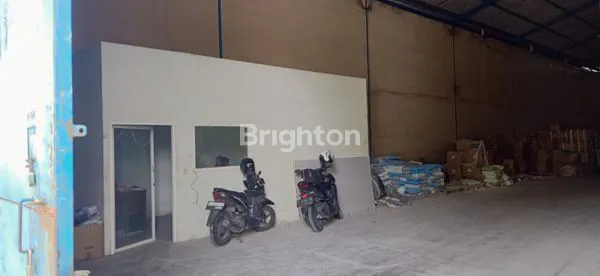 image GUDANG DI KAWASANG PERGUDANGAN CERME GRESIK. NOL JALAN RAYA BESAR. AREA STRATEGIS AMAN DAN RAMAI. MURAH BANGET (3)