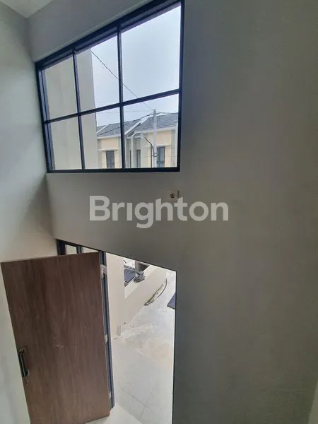 image RUMAH MEZANINE   DI SURABAYA TIMUR (7)