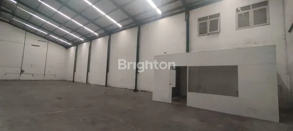 image GUDANG STRATEGIS AREA TAMAN TENAGA KOTA MALANG AKSES CONTAINER-WINGBOX DAN KENDARAAN BESAR LAIN (1)