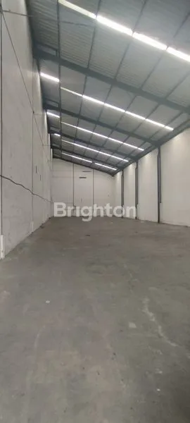 image GUDANG STRATEGIS AREA TAMAN TENAGA KOTA MALANG AKSES CONTAINER-WINGBOX DAN KENDARAAN BESAR LAIN (3)