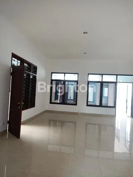 image RUMAH BAGUS TERAWAT SIAP HUNI KEDUNG BARUK (5)