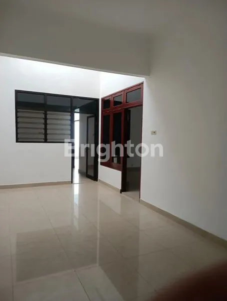 image RUMAH BAGUS TERAWAT SIAP HUNI KEDUNG BARUK (7)